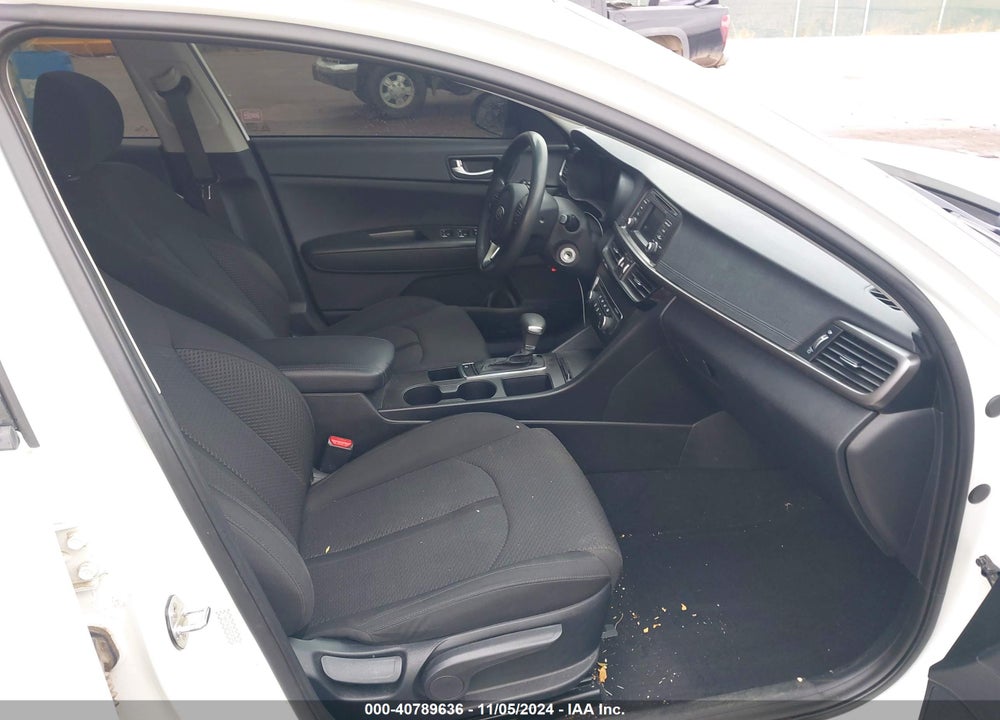 2016 KIA OPTIMA VIN: KNAGT4L38G5103583