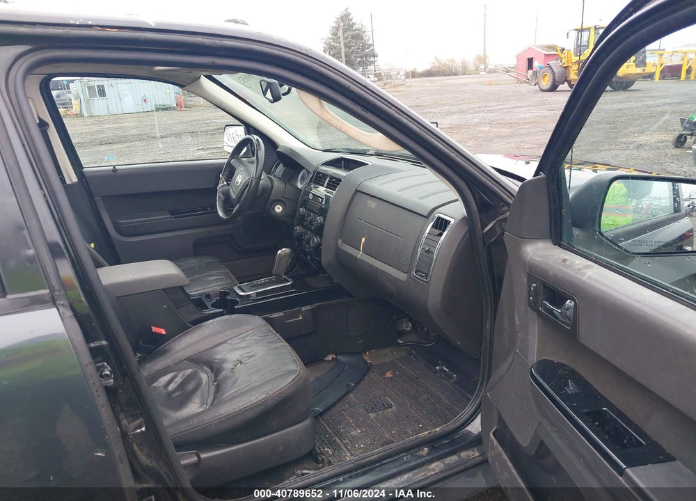 2011 MAZDA TRIBUTE S GRAND TOURING VIN: 4F2CY9GG5BKM06067