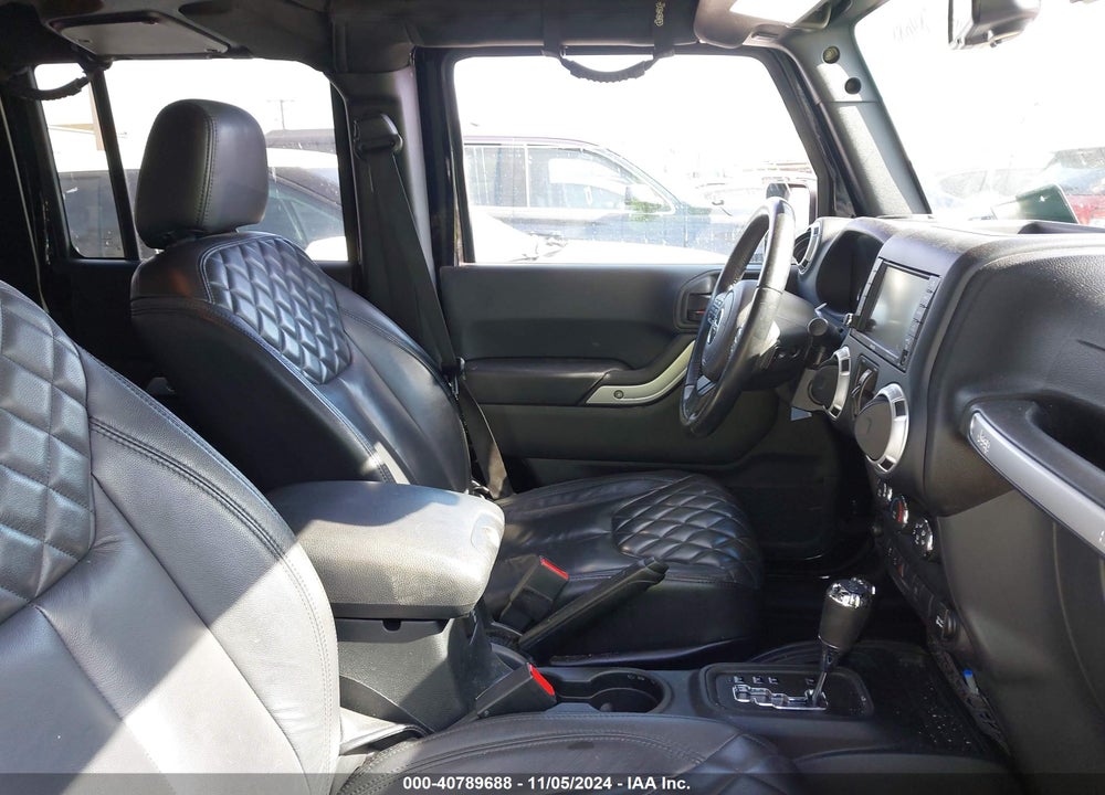 2018 JEEP WRANGLER JK UNLIMITED SAHARA 4X4 VIN: 1C4BJWEG6JL815527