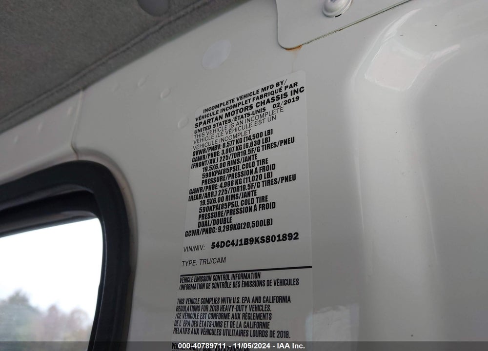 2019 ISUZU NPR HD VIN: 54DC4J1B9KS801892