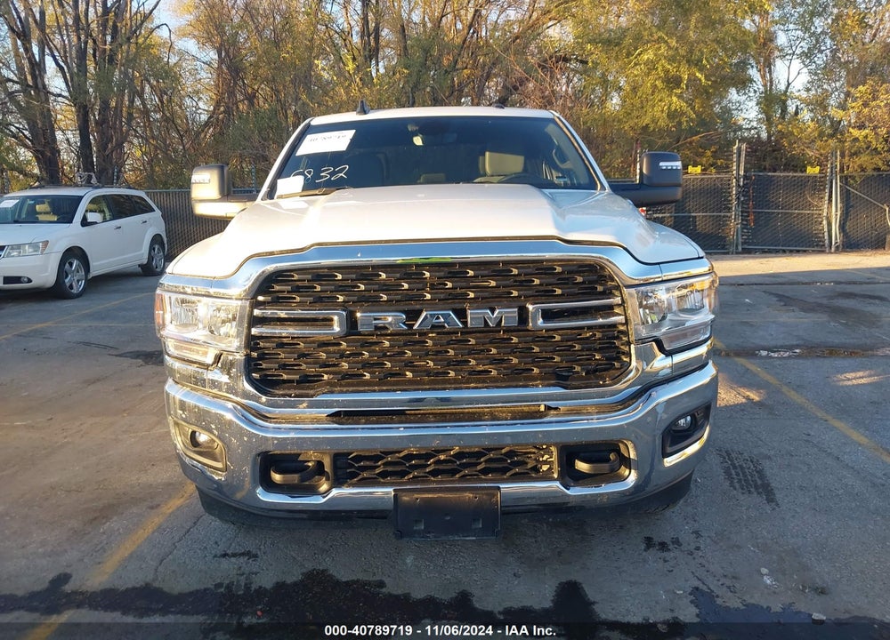 2024 RAM 2500 BIG HORN 4X4 6'4 BOX VIN: 3C6UR5DL8RG244794