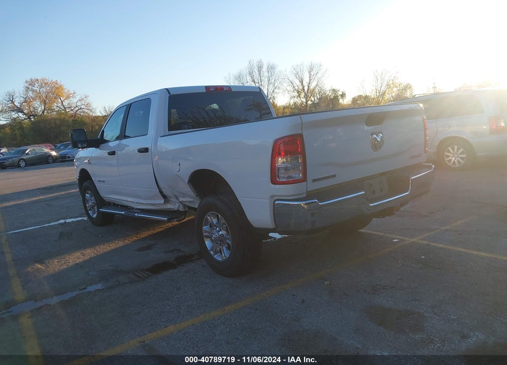 2024 RAM 2500 BIG HORN 4X4 6'4 BOX VIN: 3C6UR5DL8RG244794
