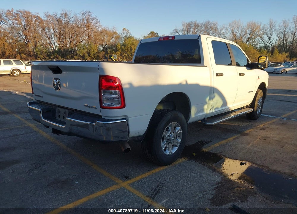 2024 RAM 2500 BIG HORN 4X4 6'4 BOX VIN: 3C6UR5DL8RG244794