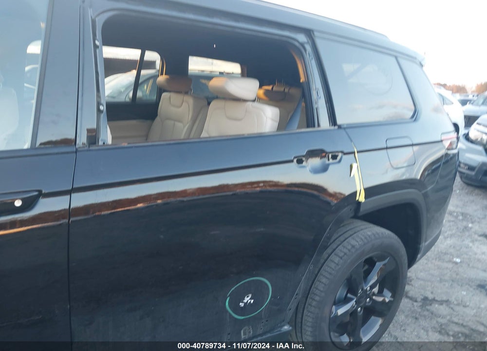 2024 JEEP GRAND CHEROKEE L LIMITED 4X2 VIN: 1C4RJJBG8R8566717