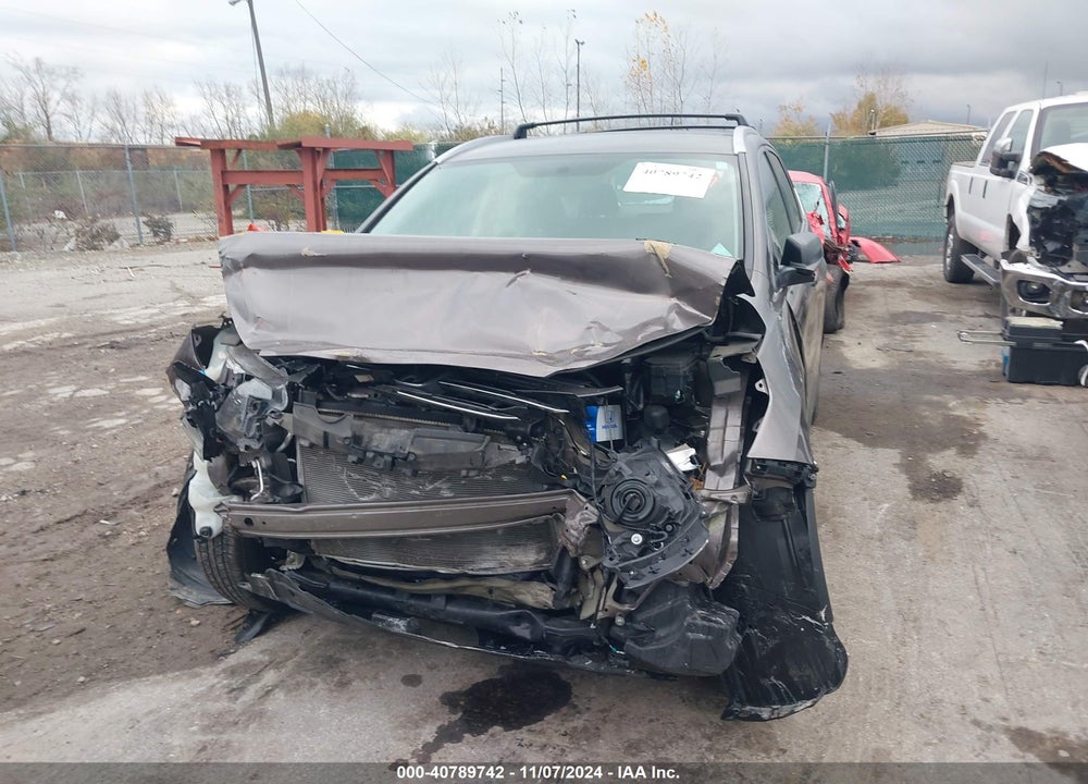2014 HONDA CR-V LX VIN: 2HKRM4H34EH622287