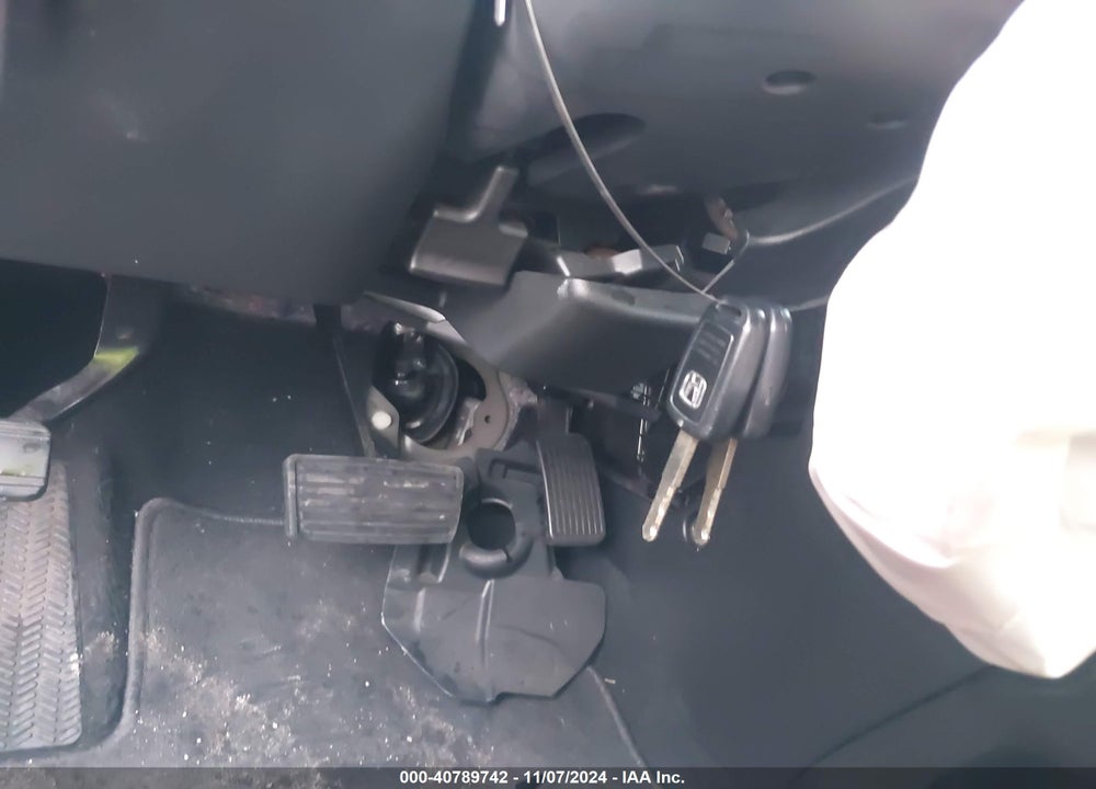 2014 HONDA CR-V LX VIN: 2HKRM4H34EH622287