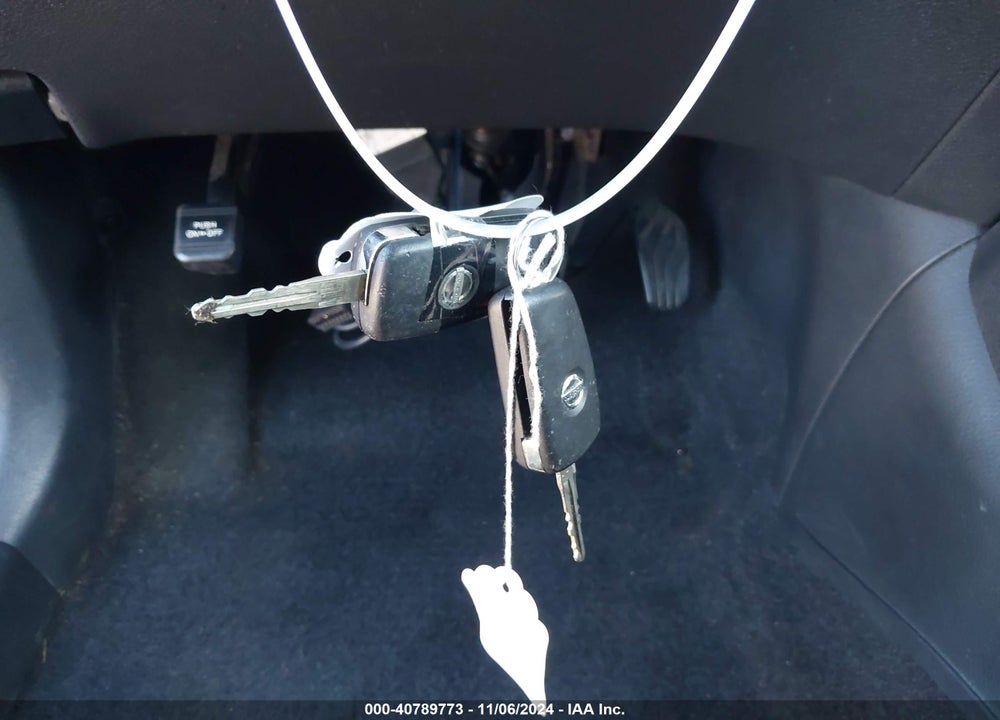 2019 NISSAN ROGUE VIN: 5N1AT2MT8KC770732