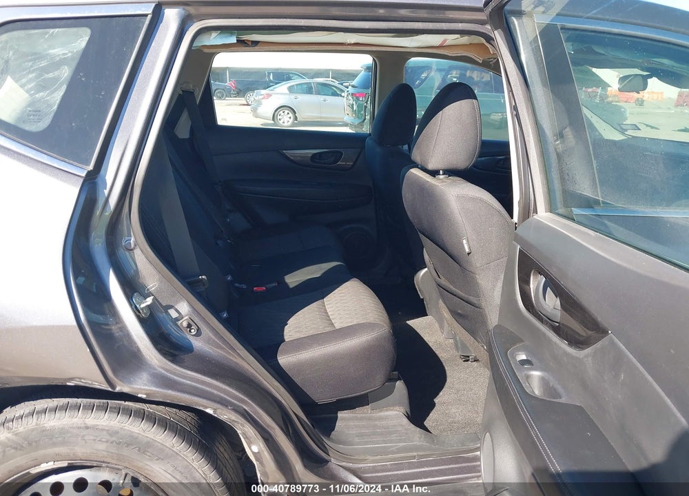 2019 NISSAN ROGUE VIN: 5N1AT2MT8KC770732