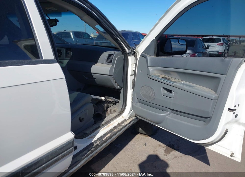 2005 JEEP GRAND CHEROKEE LAREDO VIN: 1J4HR48N65C599938