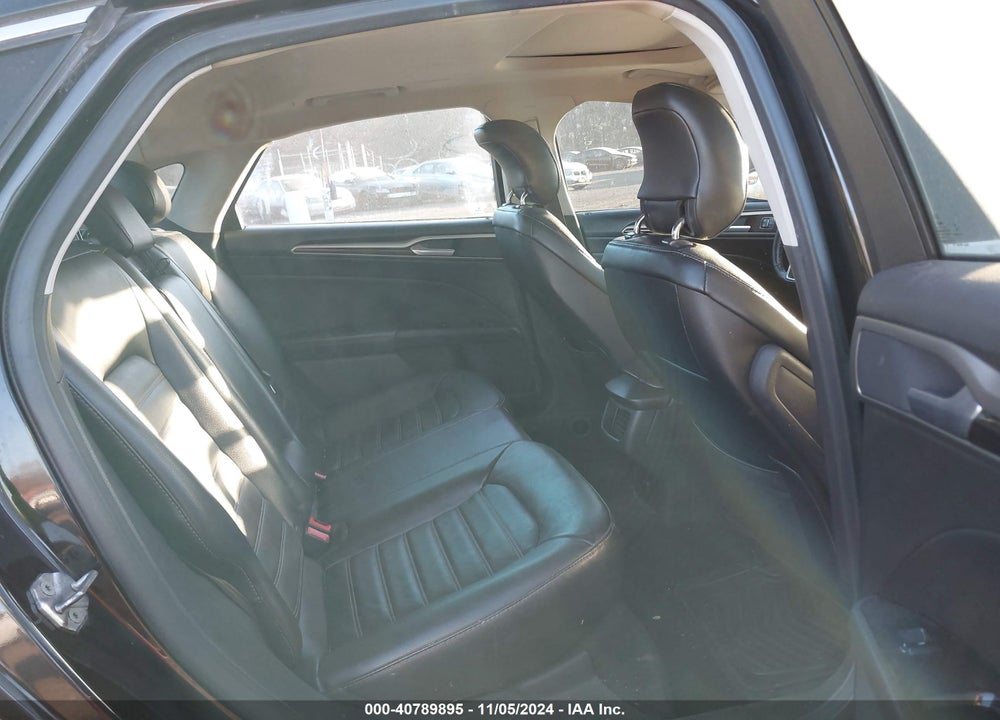 2013 FORD FUSION SE VIN: 3FA6P0HR0DR192654