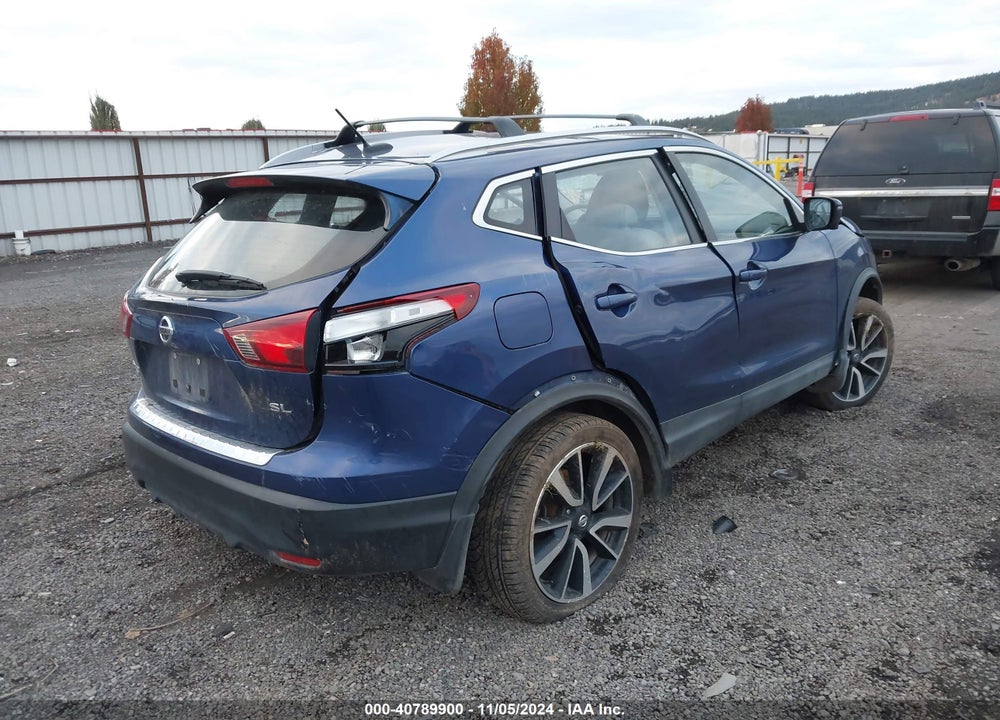 2017 NISSAN ROGUE SPORT SL VIN: JN1BJ1CP3HW007427