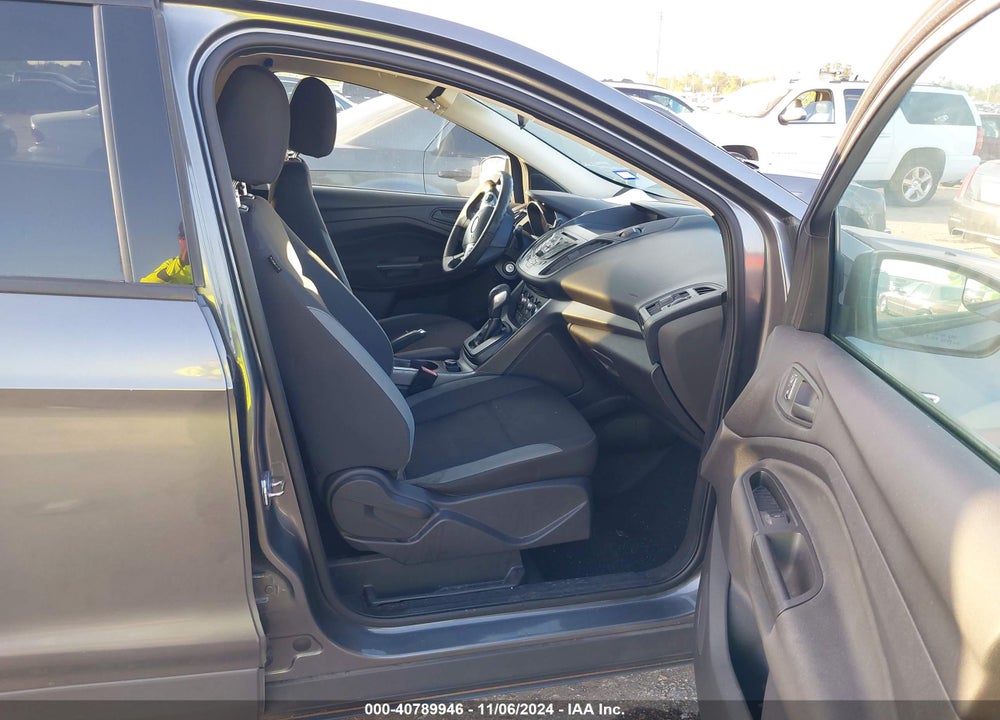2013 FORD ESCAPE S VIN: 1FMCU0F74DUA25743
