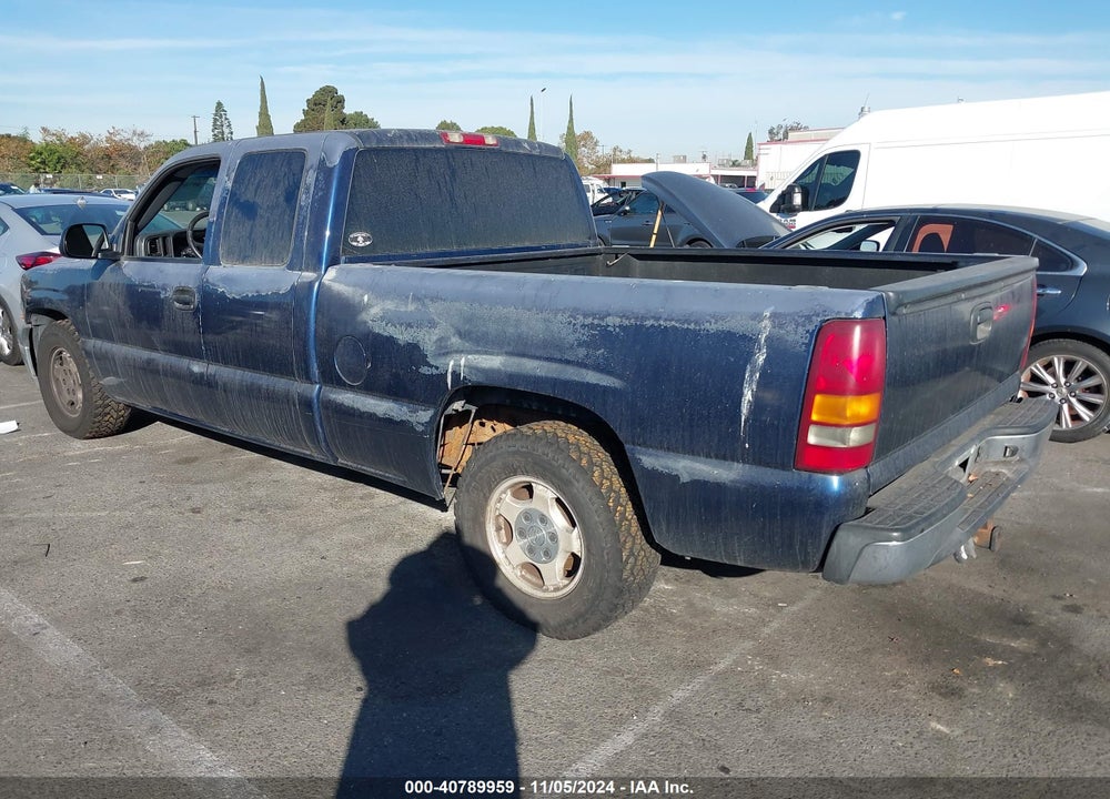 2002 CHEVROLET SILVERADO 1500 LS VIN: 2GCEC19VX21347845