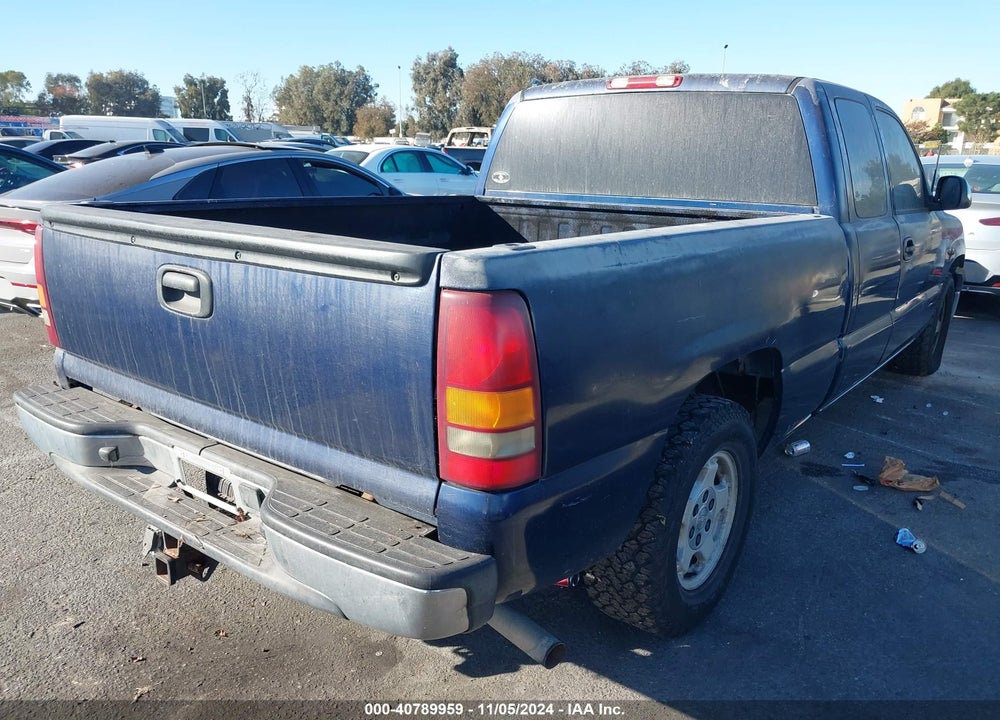2002 CHEVROLET SILVERADO 1500 LS VIN: 2GCEC19VX21347845