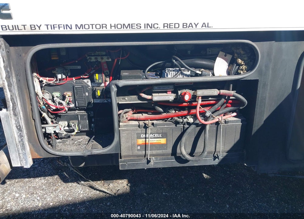2019 TIFFIN MOTORHOMES INC ALLEGRO BUS VIN: 5VBBAK7A8KA119628