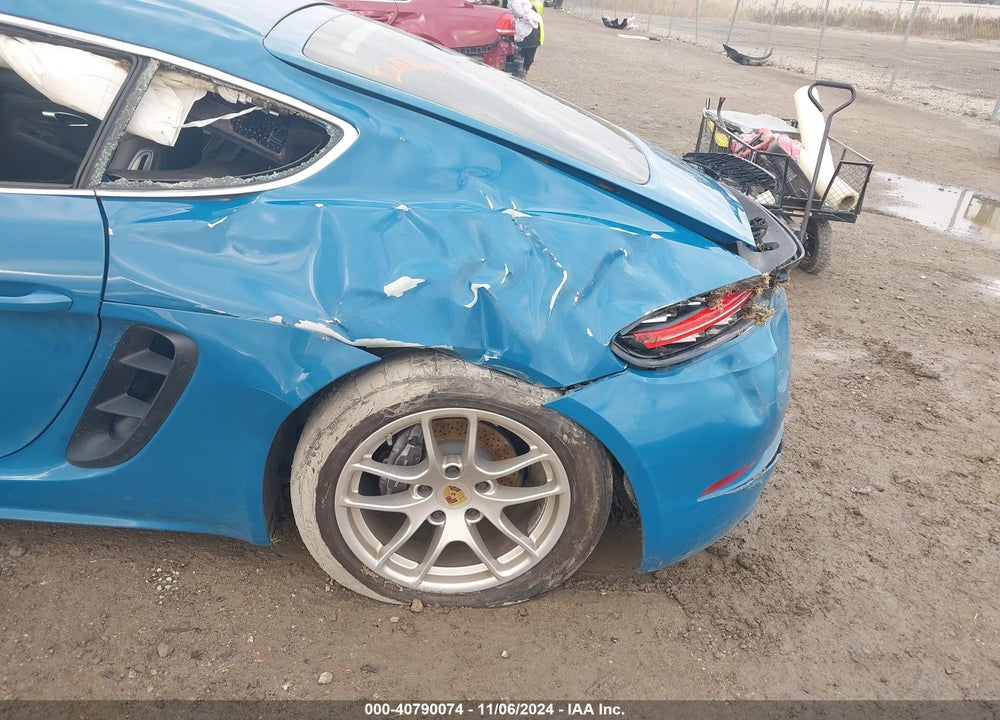2018 PORSCHE 718 CAYMAN VIN: WP0AA2A80JS260082