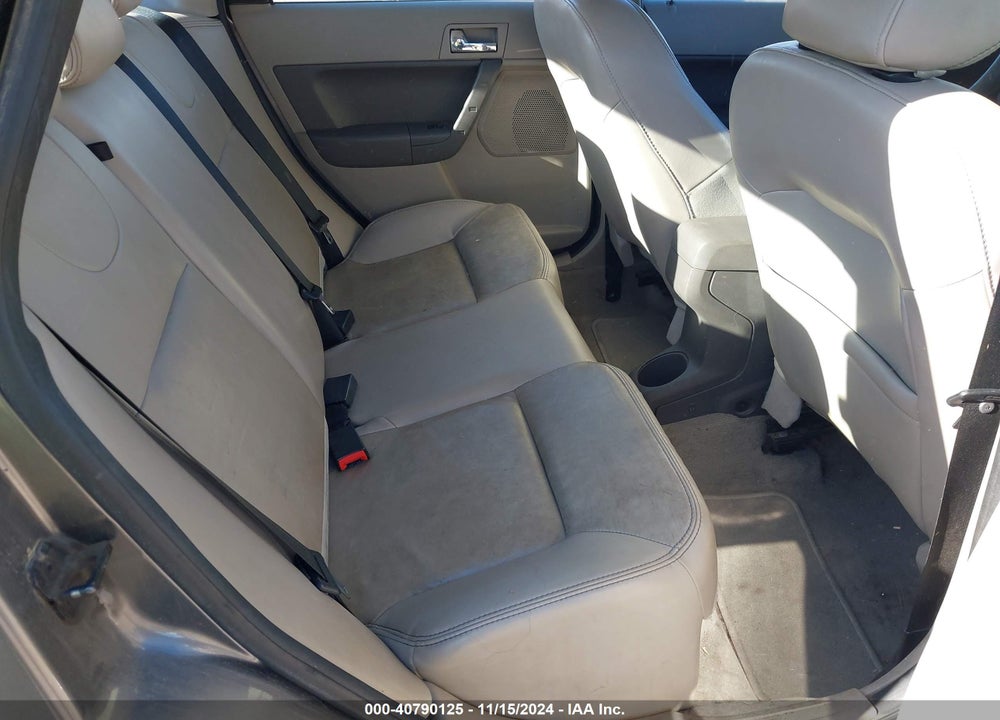 2009 FORD FOCUS SEL VIN: 1FAHP37N89W177879
