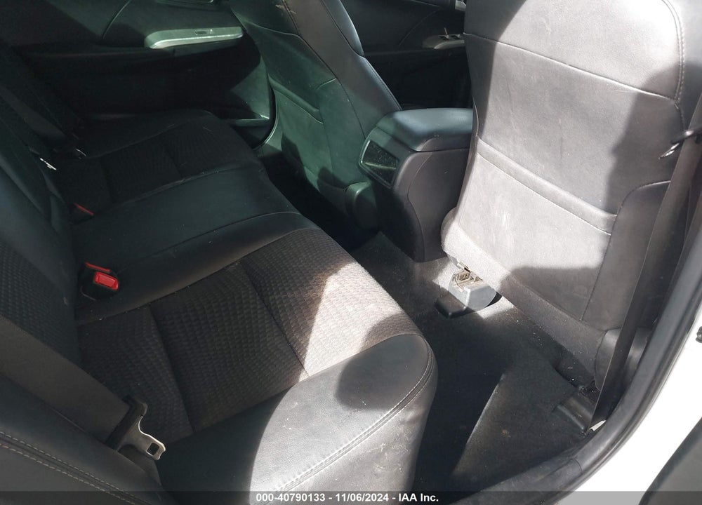 2014 TOYOTA CAMRY SE VIN: 4T1BF1FK8EU354561