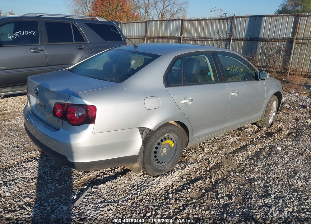 2010 VOLKSWAGEN JETTA LIMITED EDITION VIN: 3VWRX7AJ8AM164529