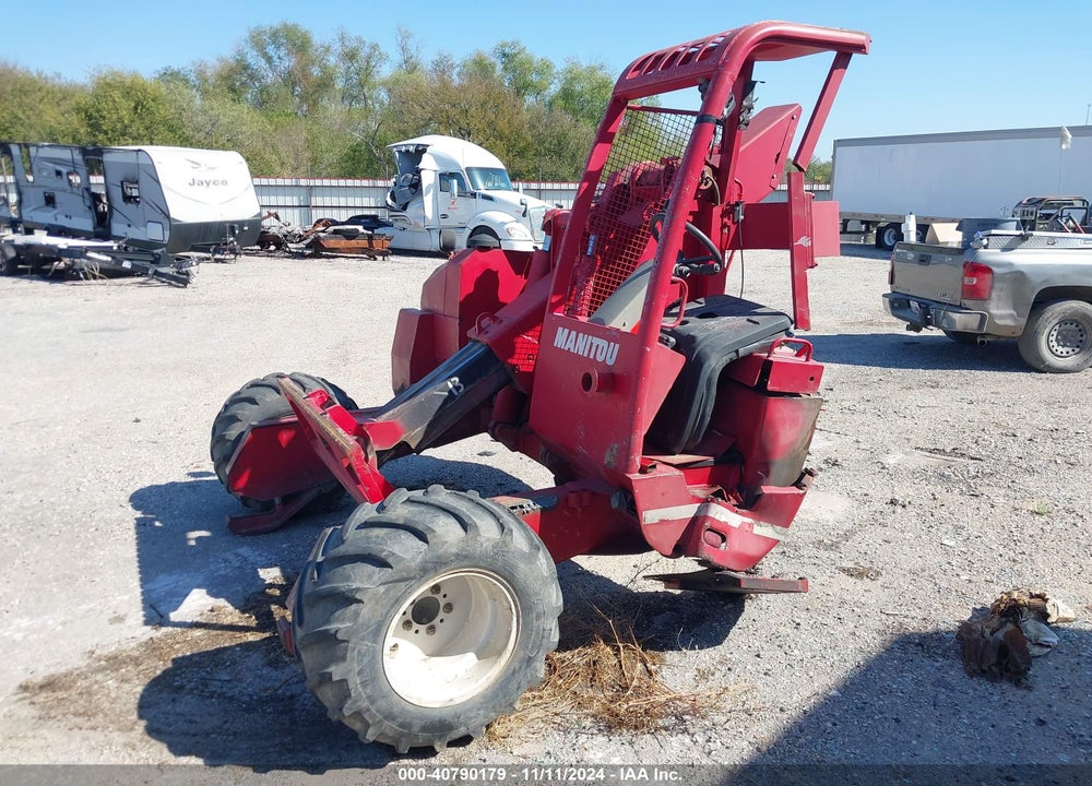 2002 MANITOU FORKLIFT VIN: 176609