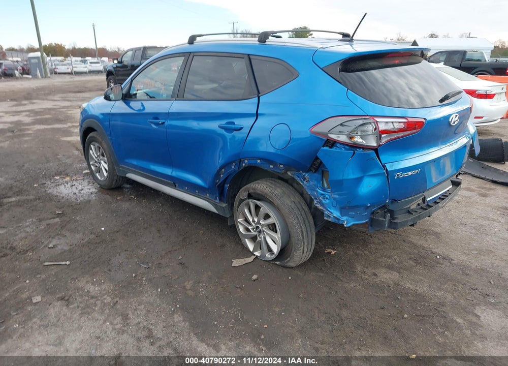 2017 HYUNDAI TUCSON SE VIN: KM8J3CA41HU425578