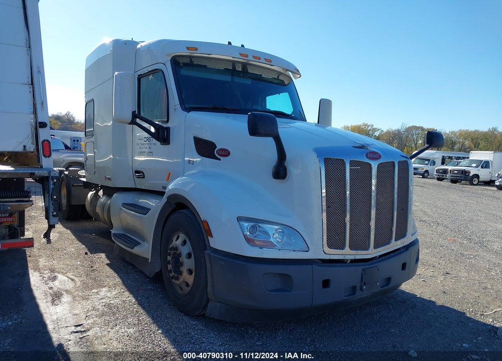 2020 PETERBILT 579 VIN: 1XPBDP9X7LD662028