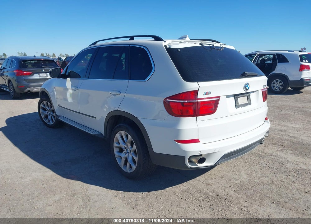 2013 BMW X5 XDRIVE35I/XDRIVE35I PREMIUM/XDRIVE35I SPORT ACTIVITY VIN: 5UXZV4C5XD0E02655