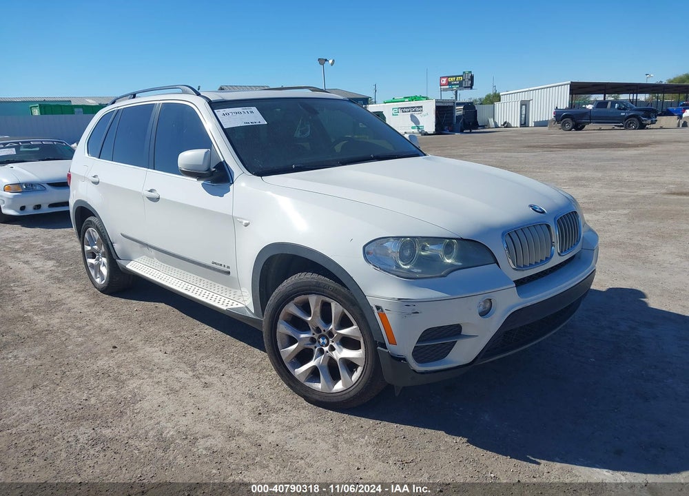 2013 BMW X5 XDRIVE35I/XDRIVE35I PREMIUM/XDRIVE35I SPORT ACTIVITY VIN: 5UXZV4C5XD0E02655