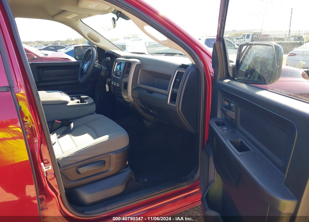 2014 RAM 1500 EXPRESS VIN: 1C6RR6KTXES246936