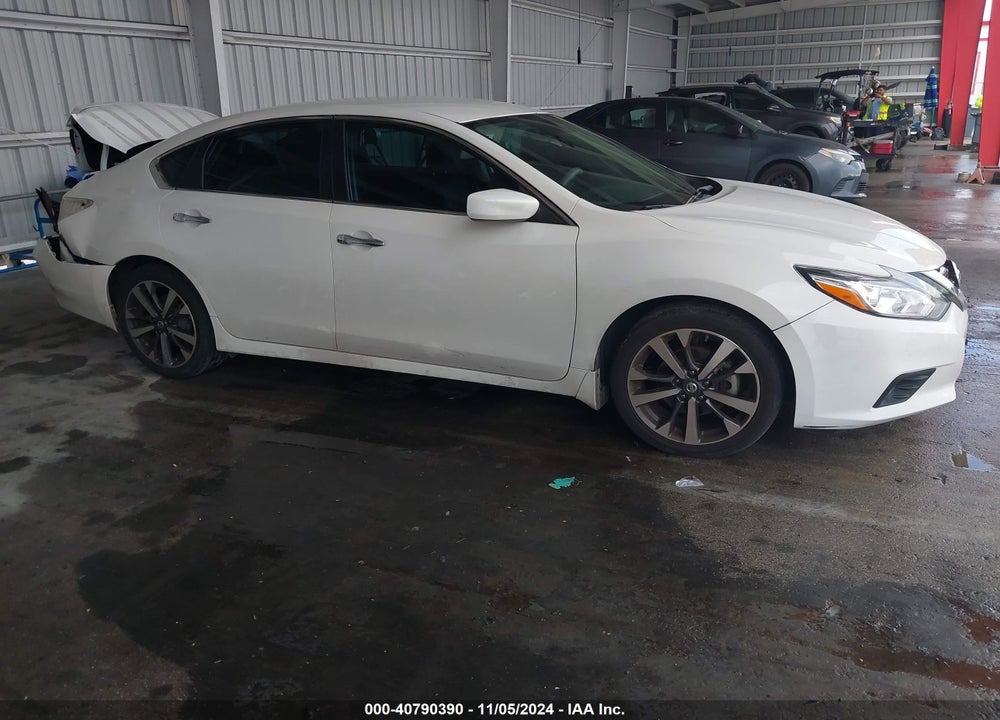 2017 NISSAN ALTIMA 2.5 SR VIN: 1N4AL3AP3HN332351