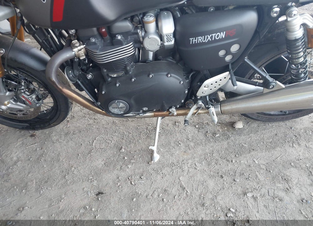 2022 TRIUMPH MOTORCYCLE THRUXTON RS VIN: SMTD56HR5NTAV3683