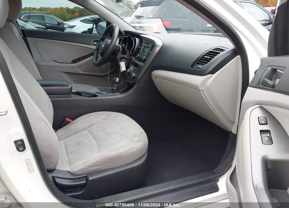 2015 KIA OPTIMA LX VIN: KNAGM4A77F5648580