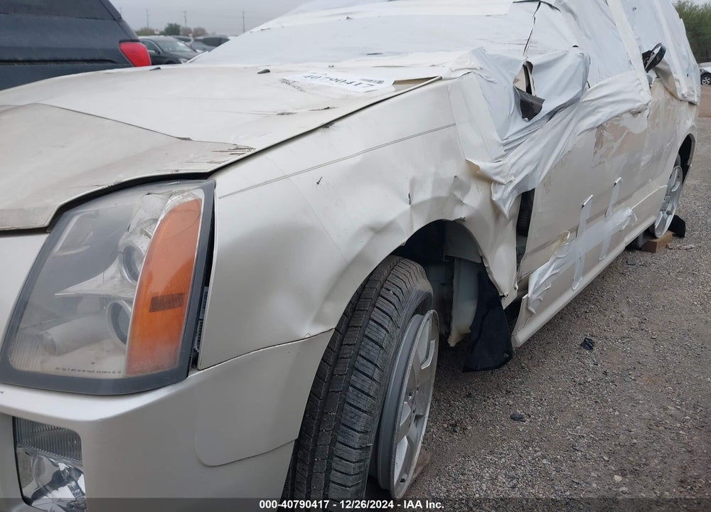 2007 CADILLAC SRX VIN: 1GYEE637470190909