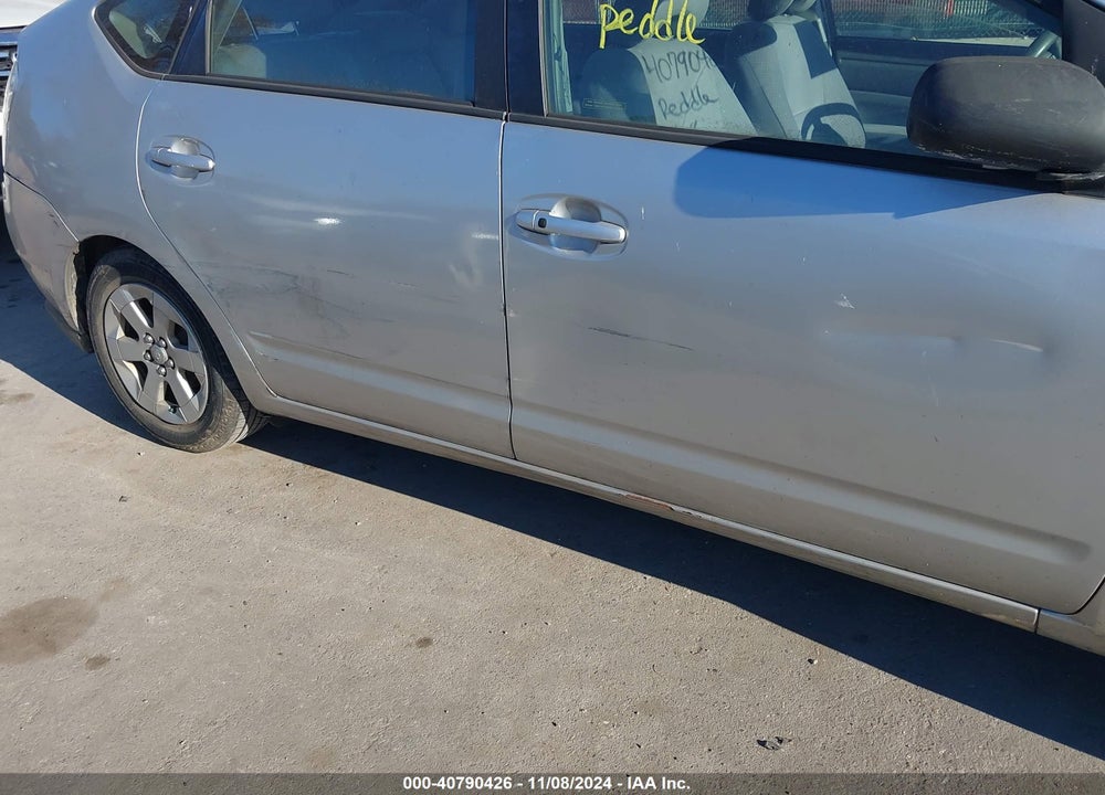 2006 TOYOTA PRIUS VIN: JTDKB20U163138820