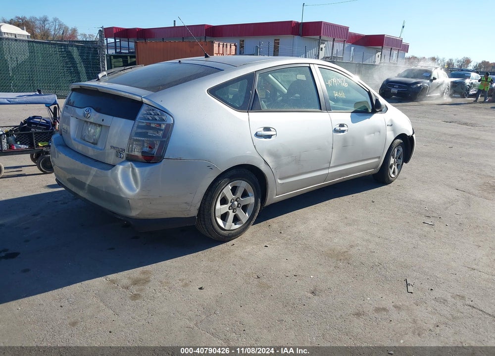 2006 TOYOTA PRIUS VIN: JTDKB20U163138820