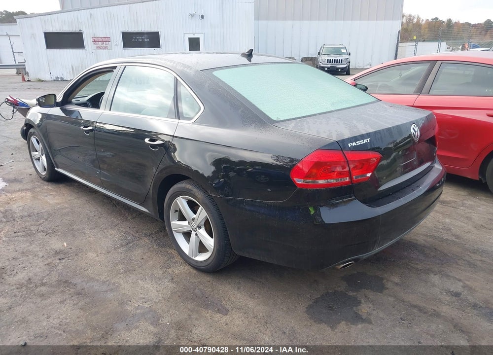 2013 VOLKSWAGEN PASSAT 2.5L SE VIN: 1VWBH7A38DC064386