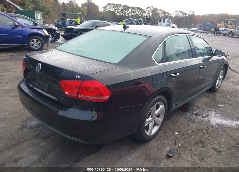 2013 VOLKSWAGEN PASSAT 2.5L SE VIN: 1VWBH7A38DC064386