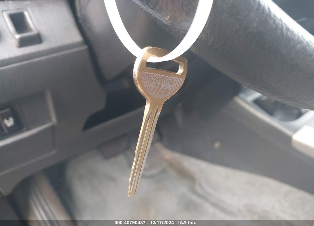 2004 TOYOTA RAV4 VIN: JTEHD20V240026714