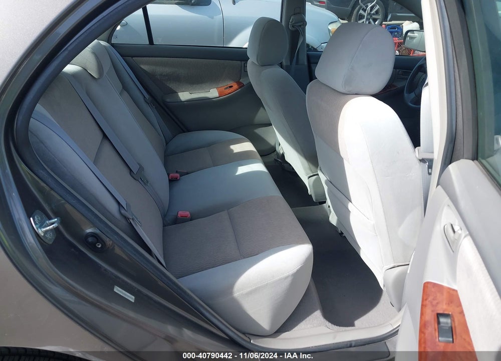 2008 TOYOTA COROLLA LE VIN: 1NXBR32E98Z035158