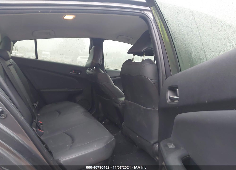 2018 TOYOTA PRIUS VIN: JTDKARFU6J3545155