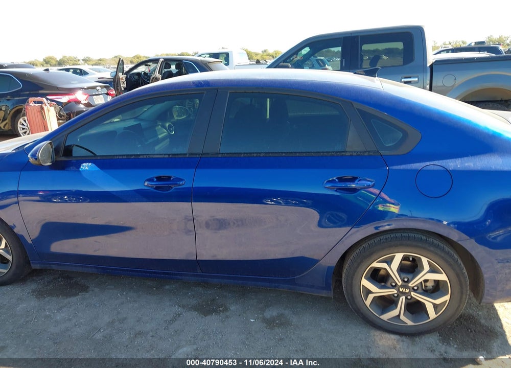 2021 KIA FORTE LXS VIN: 3KPF24ADXME371144