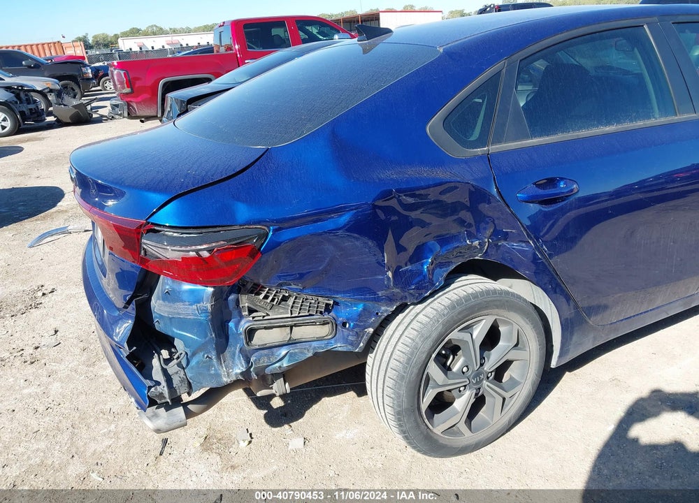 2021 KIA FORTE LXS VIN: 3KPF24ADXME371144
