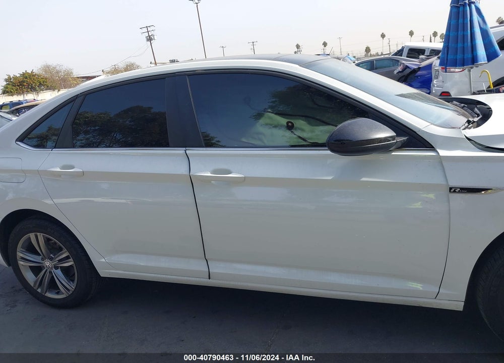2019 VOLKSWAGEN JETTA 1.4T R-LINE/1.4T S/1.4T SE VIN: 3VWC57BU4KM240107
