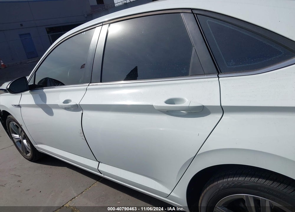 2019 VOLKSWAGEN JETTA 1.4T R-LINE/1.4T S/1.4T SE VIN: 3VWC57BU4KM240107