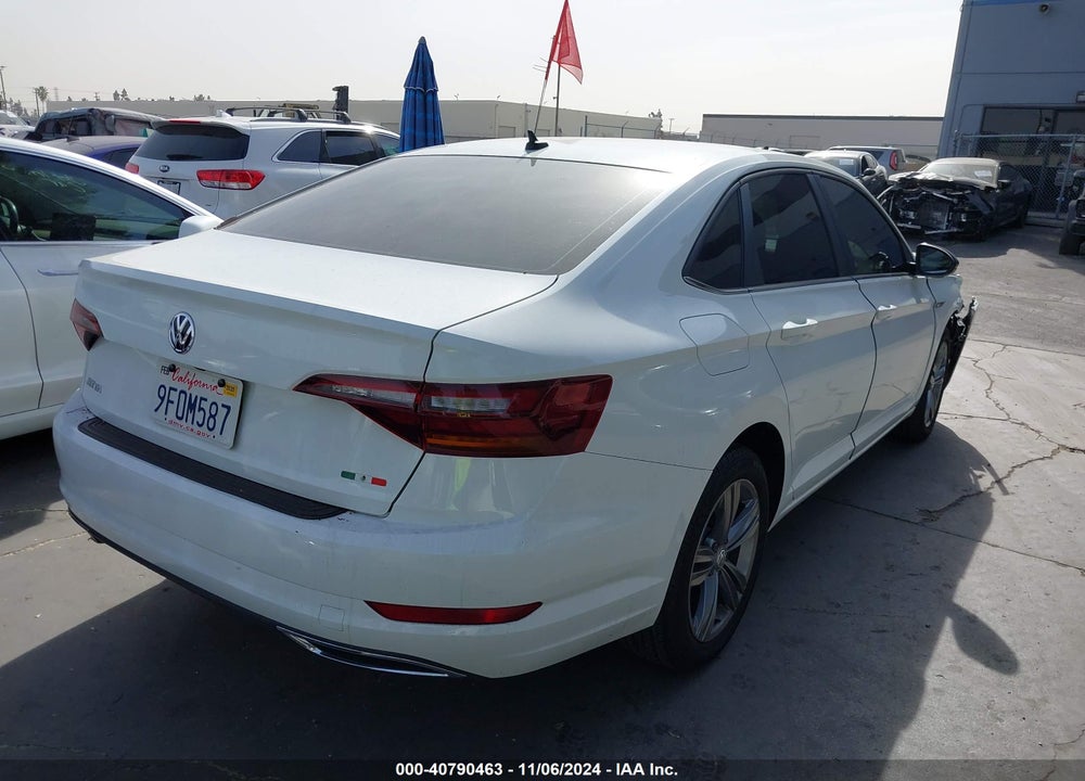 2019 VOLKSWAGEN JETTA 1.4T R-LINE/1.4T S/1.4T SE VIN: 3VWC57BU4KM240107