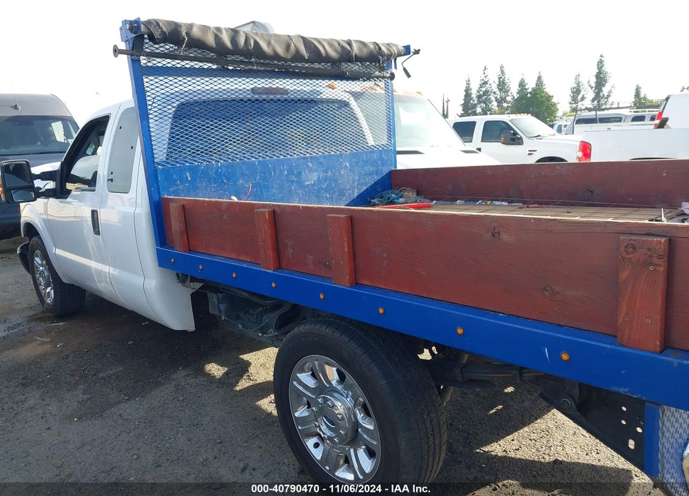 2011 FORD F-250 VIN: 1FT7X2A62BEC37359