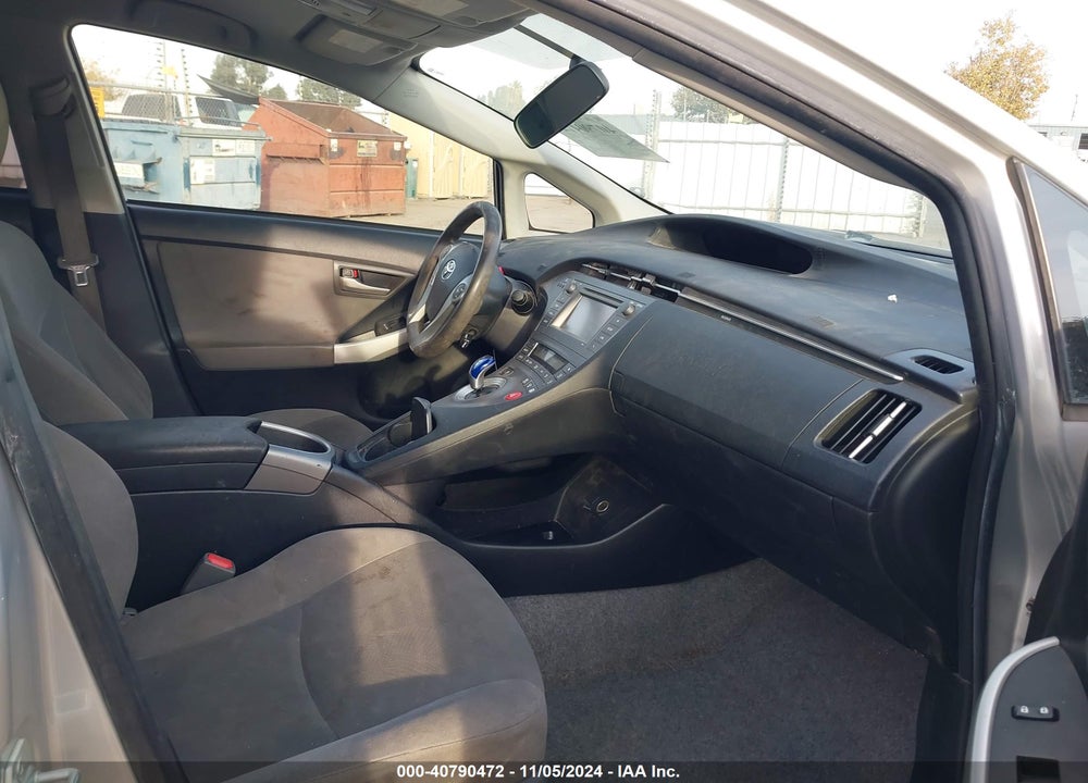 2015 TOYOTA PRIUS TWO VIN: JTDKN3DU7F0481849