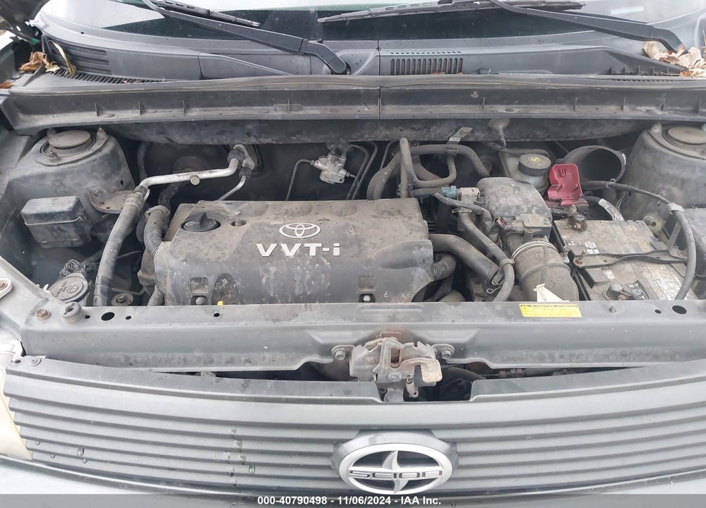 2004 SCION XB VIN: JTLKT334X40136761