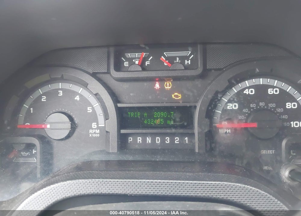 2011 FORD E-350 SUPER DUTY COMMERCIAL VIN: 1FDSS3ES8BDA21331