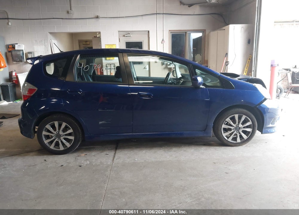2012 HONDA FIT SPORT VIN: JHMGE8H53CC006505